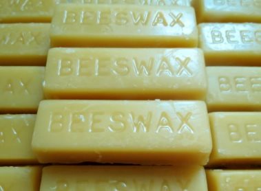 organic hand-poured beeswax bars